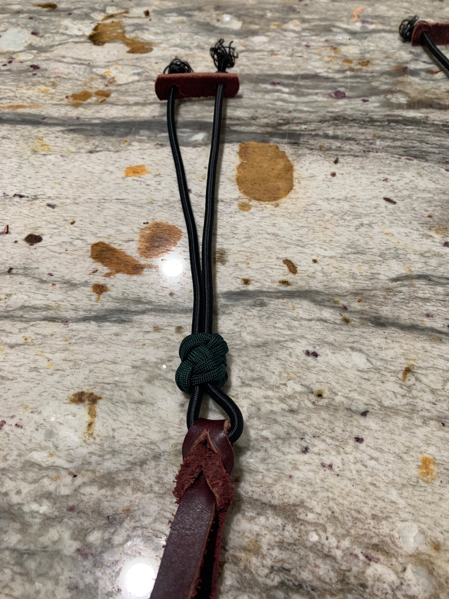 Heavy duty rope holder